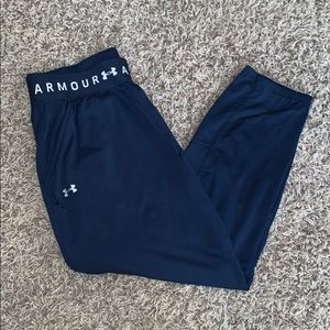 Under Armour crop leggings